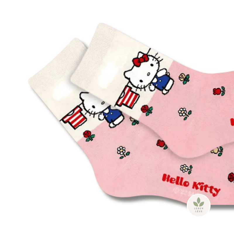 Chinelo Hello Kitty - So Soft + Brinde Par de Meias Hello Kitty