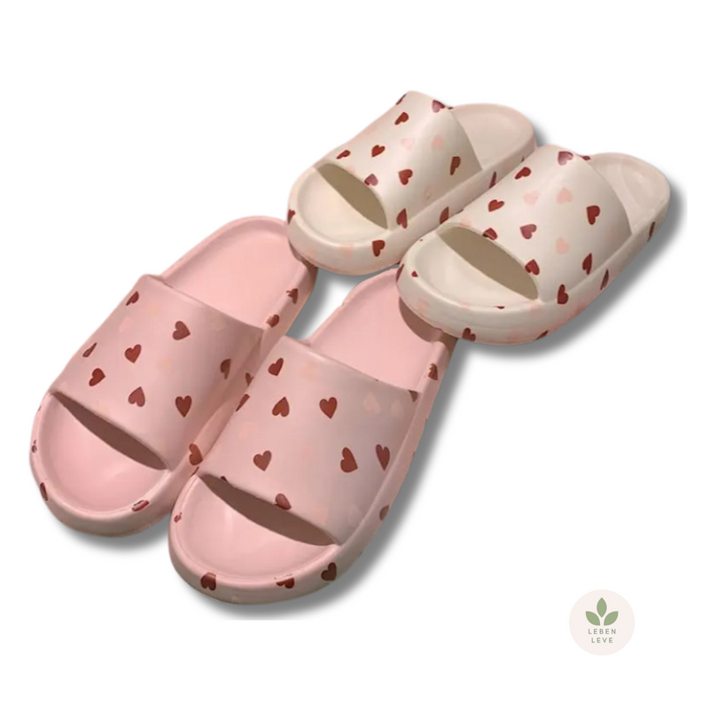 Chinelo Hearts -