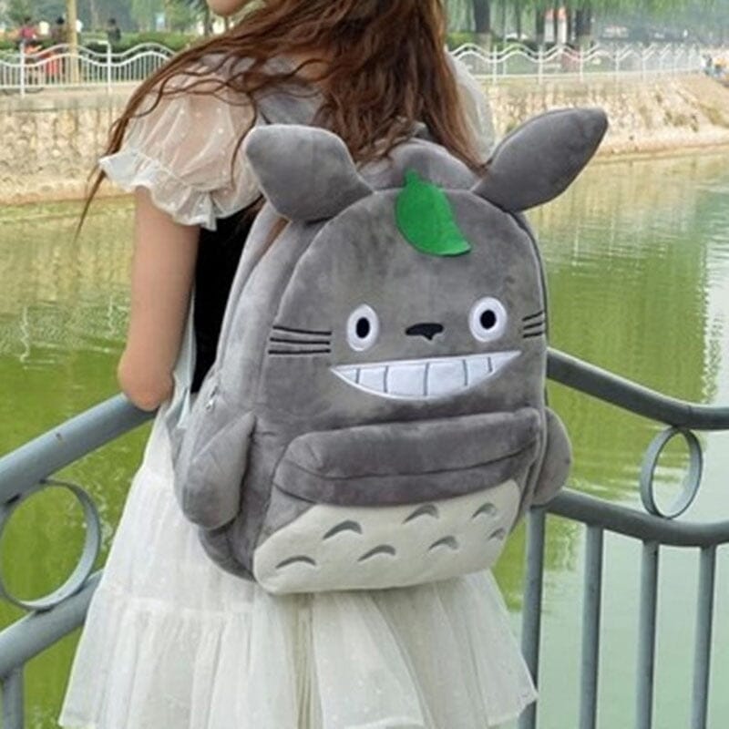 Mochila Felpuda Meu Amigo Totoro Ghibli Kawaii