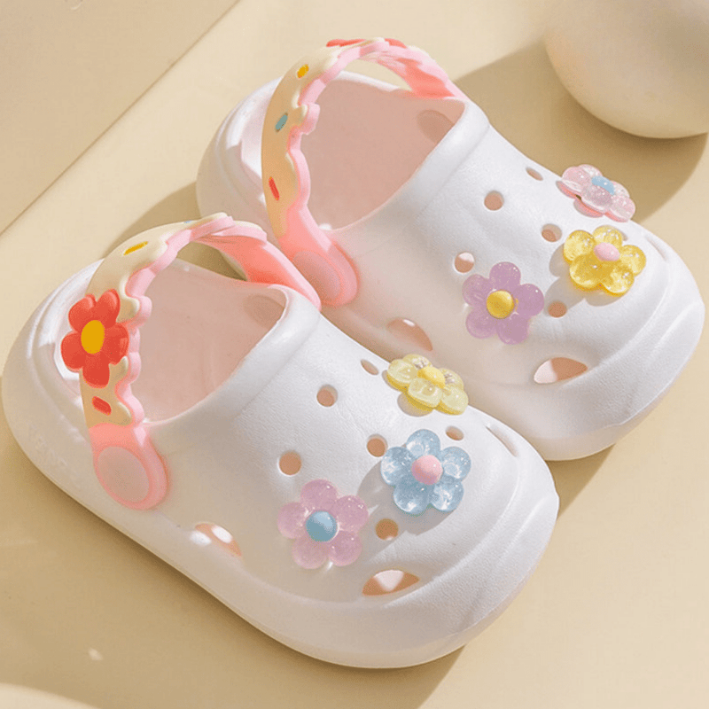 Sapatinho Floral Infantil