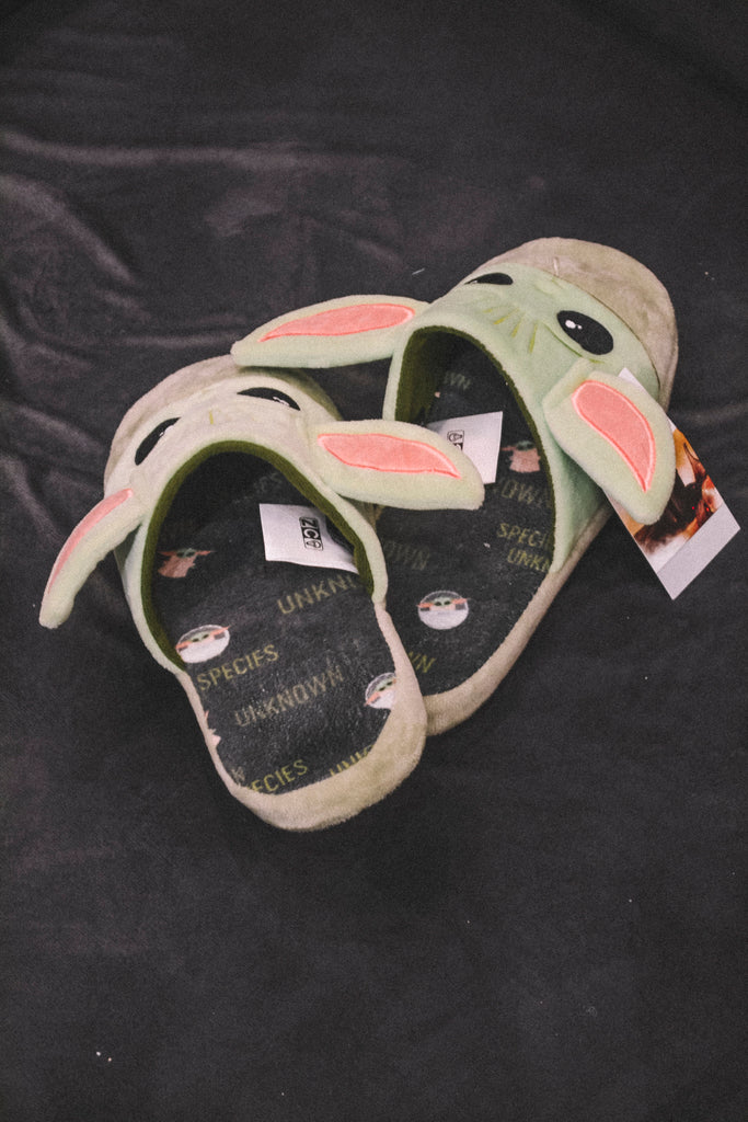 Chinelo Pantufa - Baby Yoda