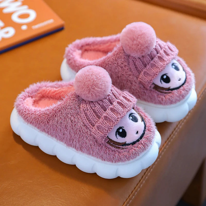 Chinelo Pantufa Infantil Antiderrapante de Pelúcia