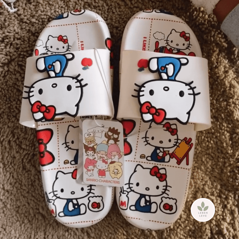 Chinelo Hello Kitty + Brinde Chaveiro Hello Kitty