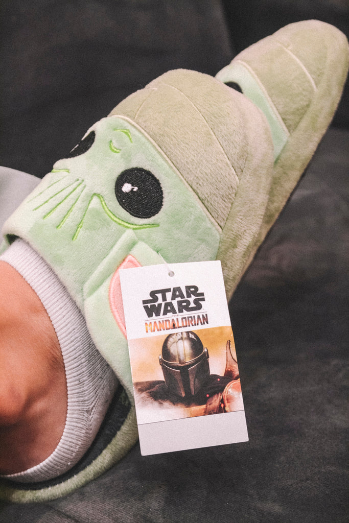 Chinelo Pantufa - Baby Yoda